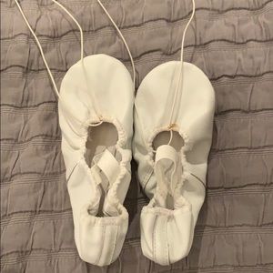 Girls Capezio Ballet Slippers
